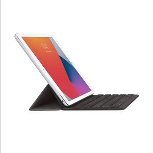 Apple Smart Keyboard 8th Generation